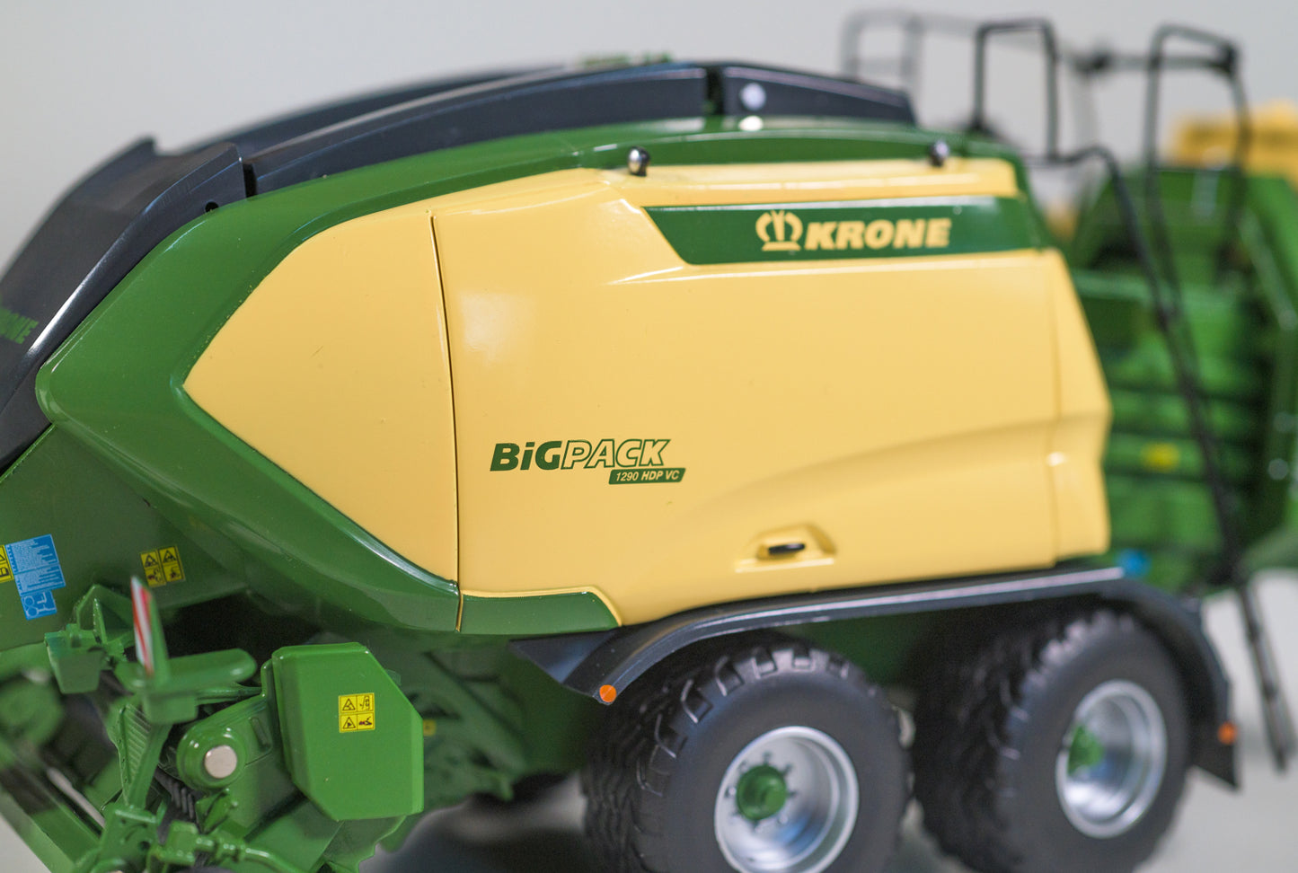 Limited Edition BiG Pack 1290 HDP VC