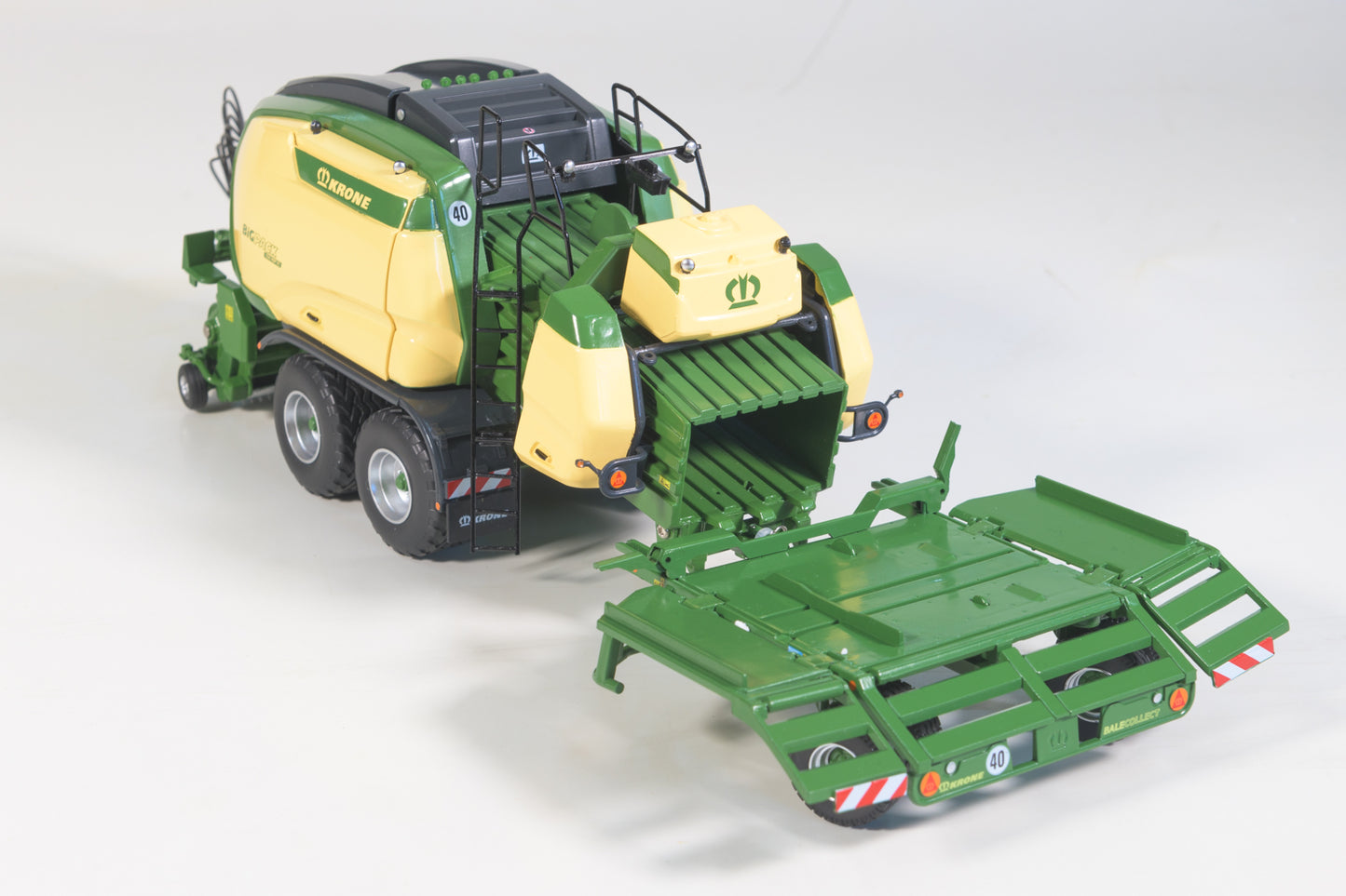 Limited Edition BiG Pack 1290 HCP VC with BaleCollect