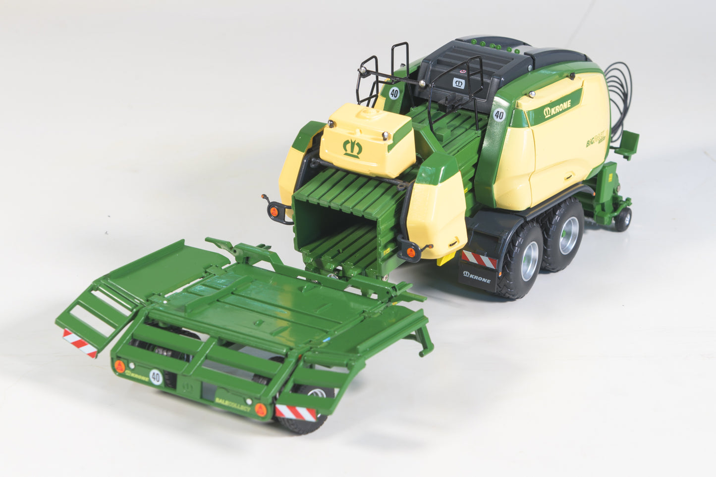 Limited Edition BiG Pack 1290 HCP VC with BaleCollect