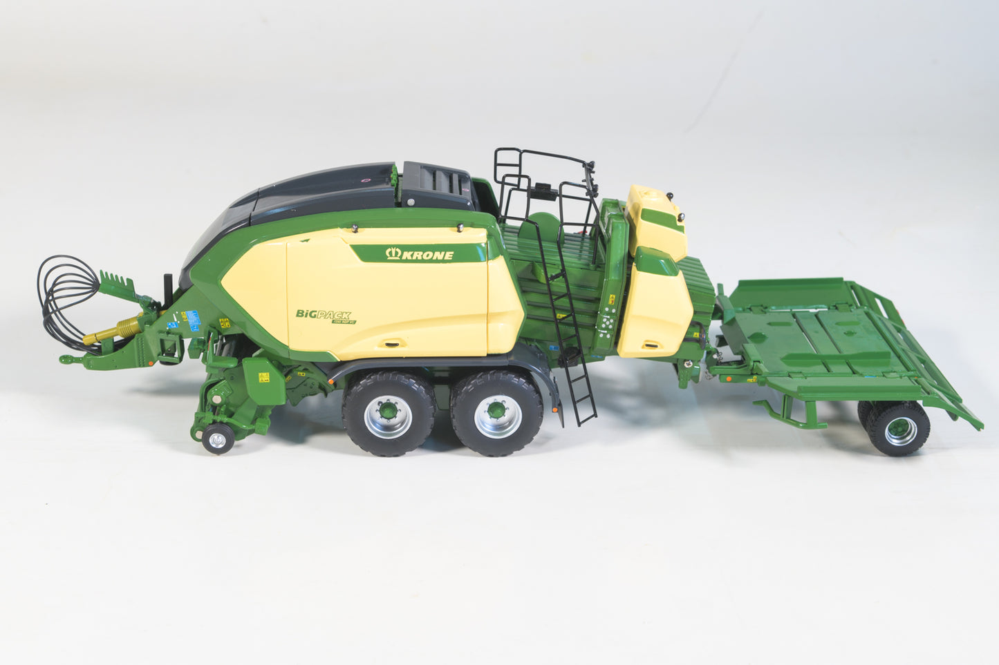 Limited Edition BiG Pack 1290 HCP VC with BaleCollect