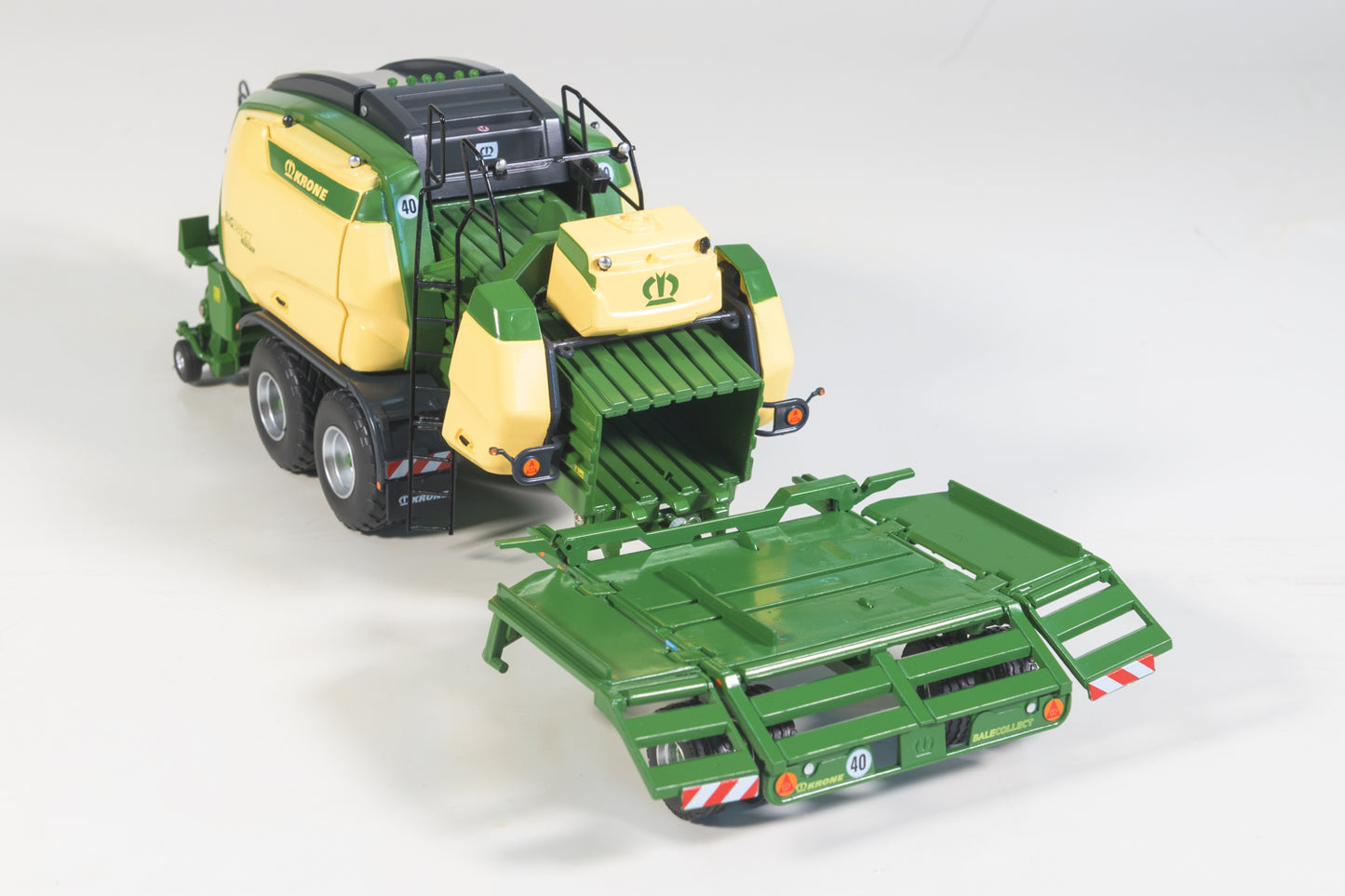 Limited Edition BiG Pack 1290 HCP VC with BaleCollect